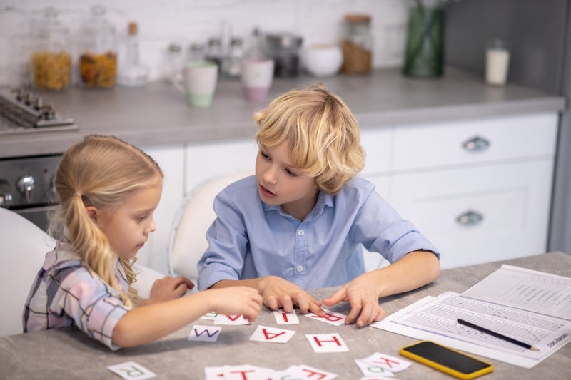 Blending Sounds: How Early Readers Join Sounds Into Words